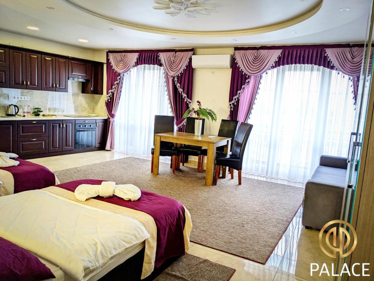 Palace Umanʼ Esterno foto